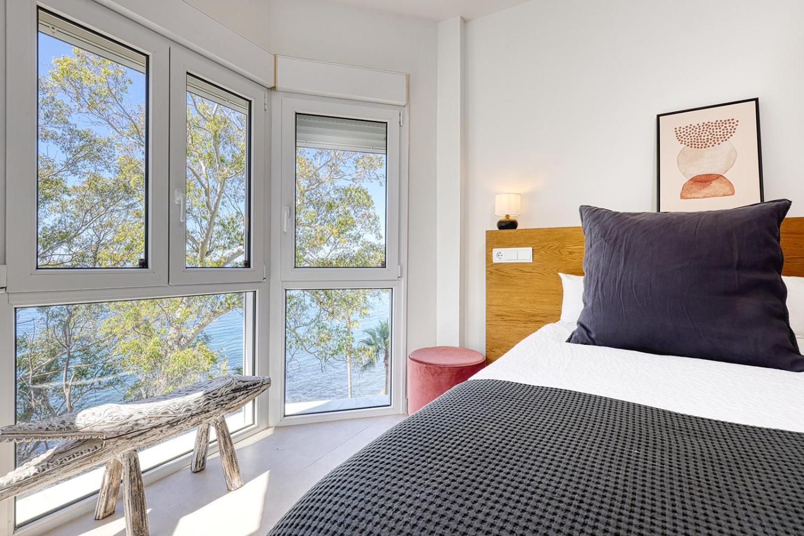 Penthouse Amaryllis - Gerenoveerd Direct Aan Zee Appartement Estepona