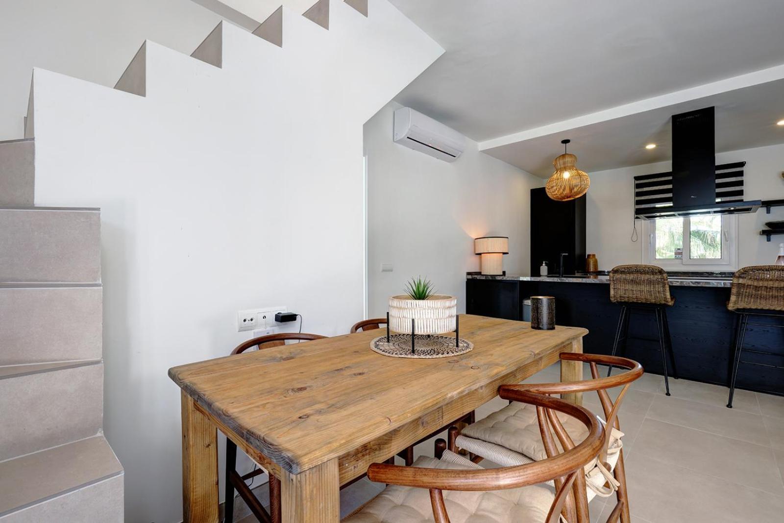 Penthouse Amaryllis - Gerenoveerd Direct Aan Zee Appartement *